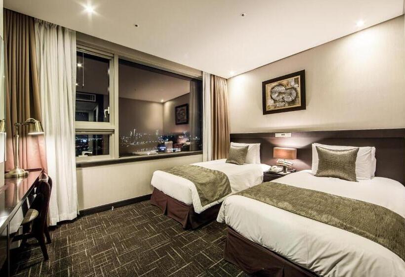 Quarto Estandar, Golden Seoul
