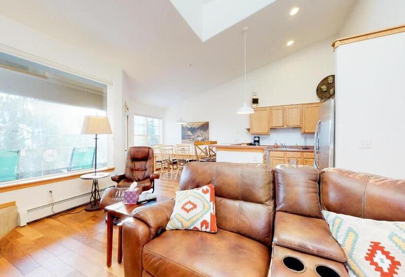침실 3개 아파트, Wildernest Gore Trail Condo