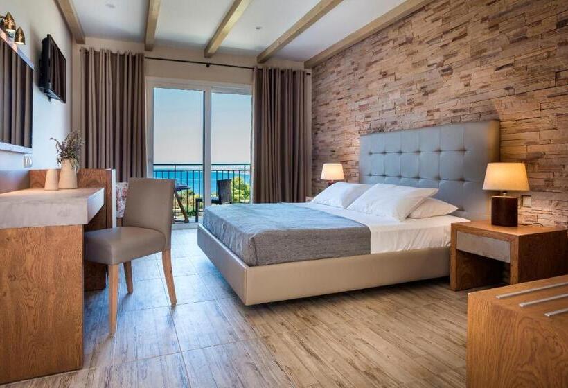 디럭스 룸, Dionysos Village Resort