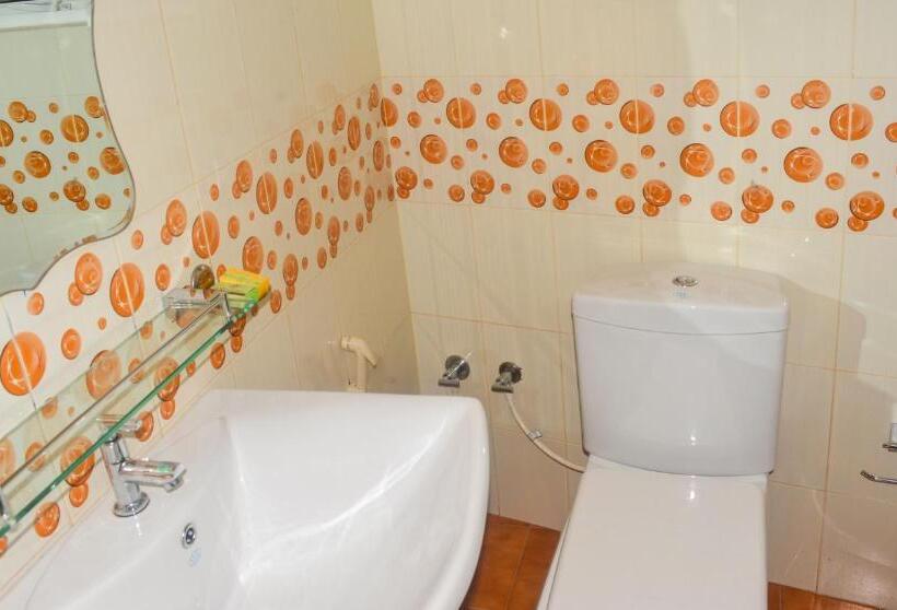 Номер Deluxe, Saasha City