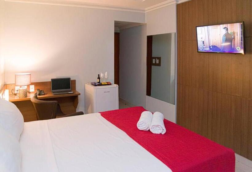 Quarto Estandar, Rede Andrade Amazônia