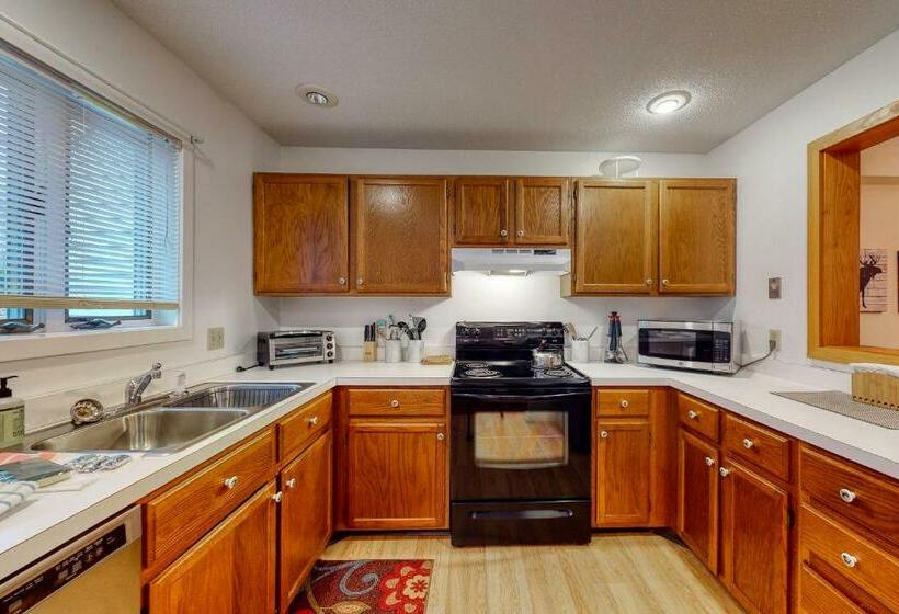 Апартаменты 3 Спальни, 27 Partridge Woods