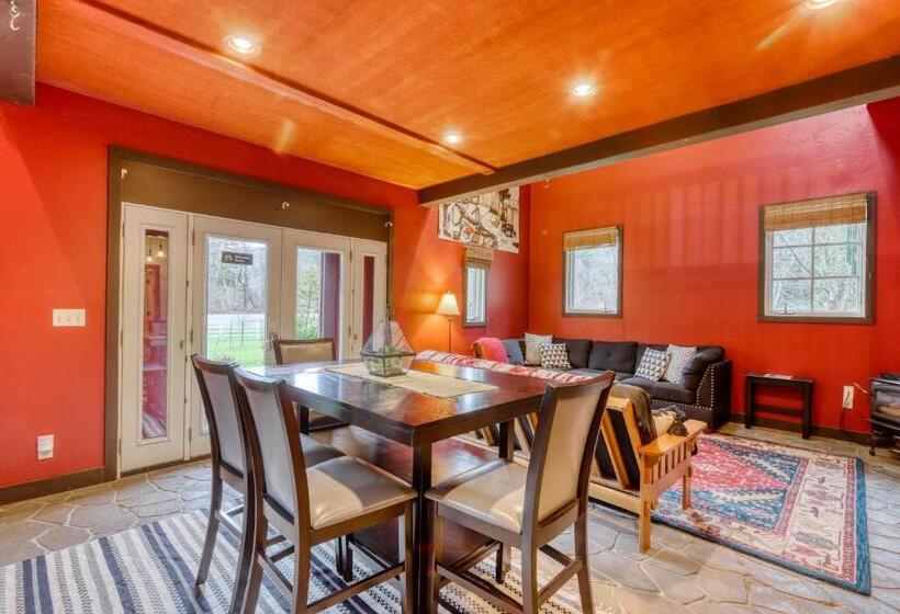 Студия Стандарт, Berry Glen Redwood Park Loft