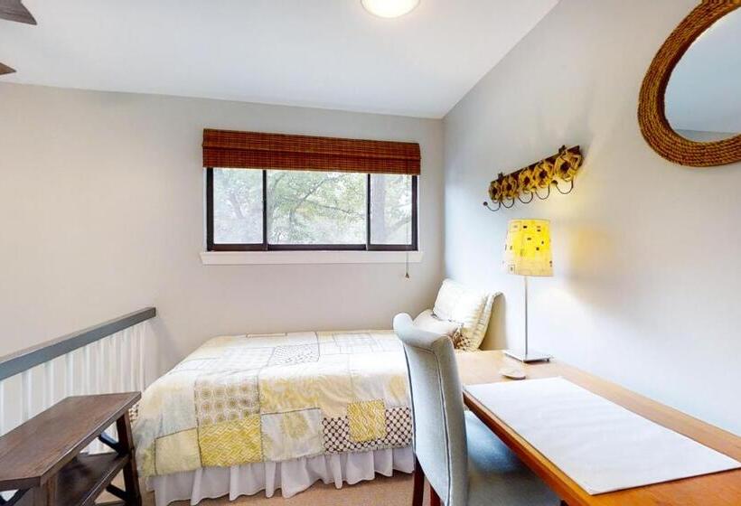 Apartamento 3 Dormitórios, Hickory Cove 8