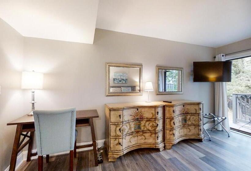 Apartamento 3 Dormitórios, Hickory Cove 8