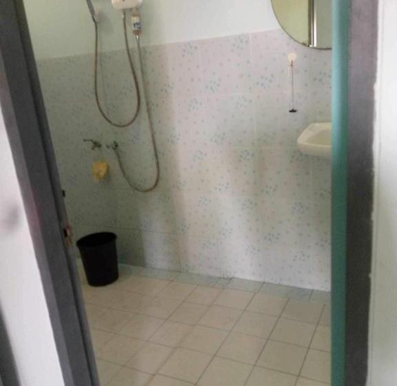 Бунгало Стандарт, Chalisa Bukit House Lanta
