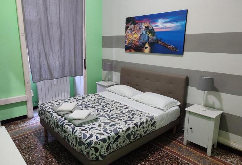 اتاق استاندارد با سرویس بهداشتی مشترک, Albergo Locanda Alambra