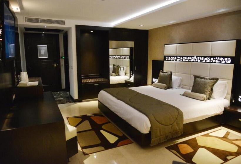سوییت لوکس, Samarons Hotels