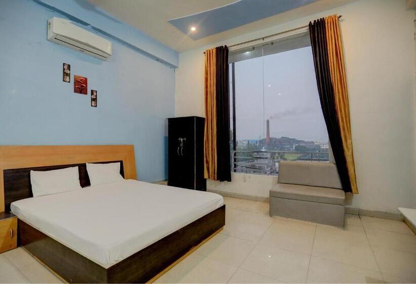 豪华房间, Super Hotel O The Royals Inn