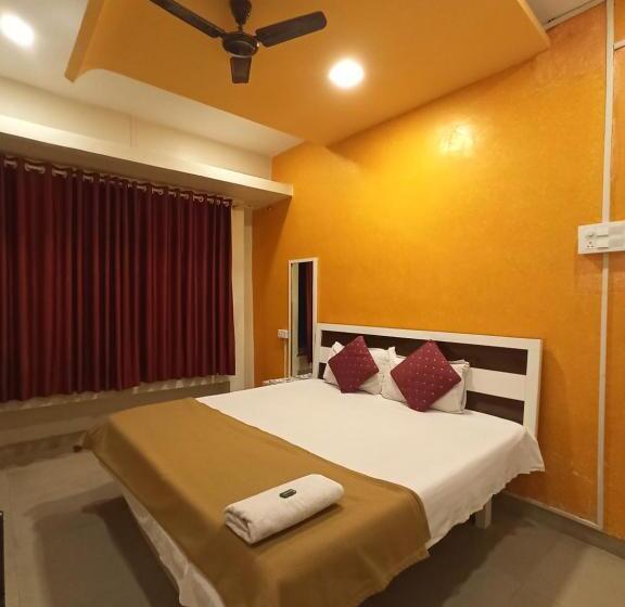 Номер Deluxe Кровать Кинг, Malwade Motel