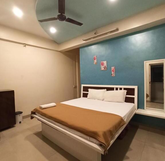 Номер Deluxe Кровать Кинг, Malwade Motel