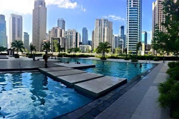 1 Bedroom Apartment Pool View, Destina Stays @jazz Residences Makati, Metromanila