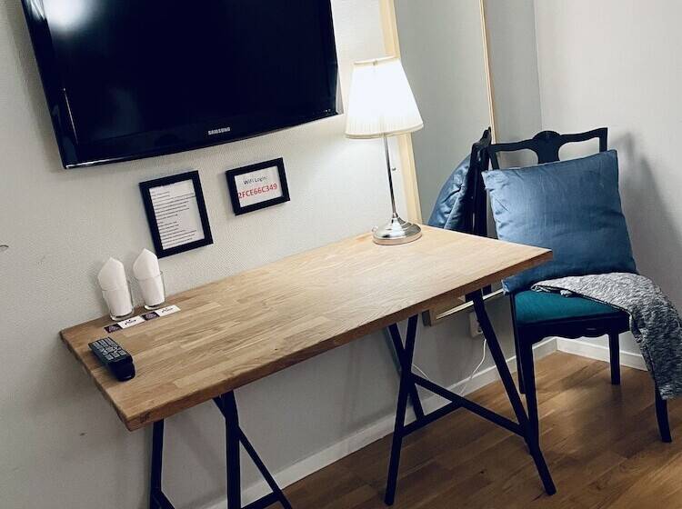 غرفة إقتصادية حمام مشترك, Le Mat B&b Goteborg City