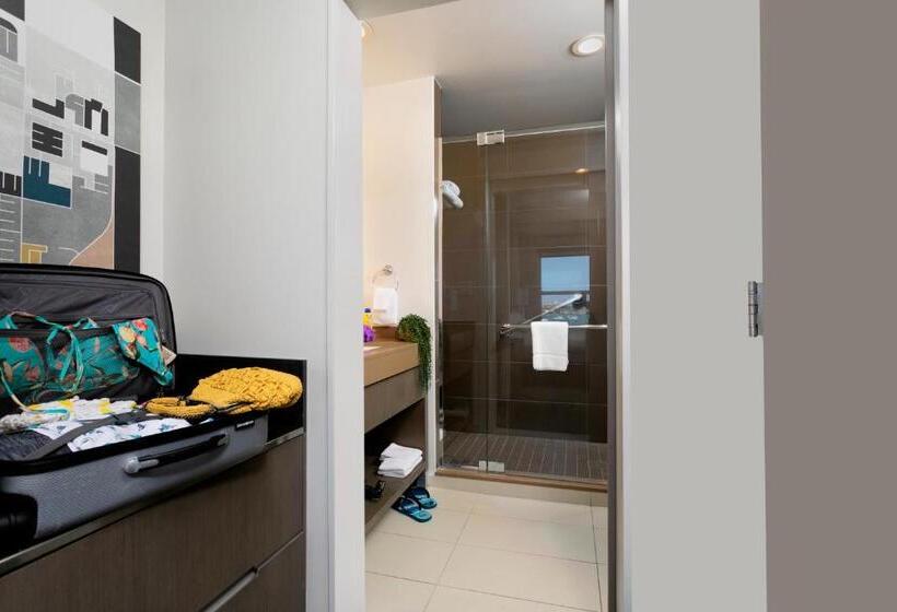 سوئیت با چشم‌انداز, Hyatt House San Juan