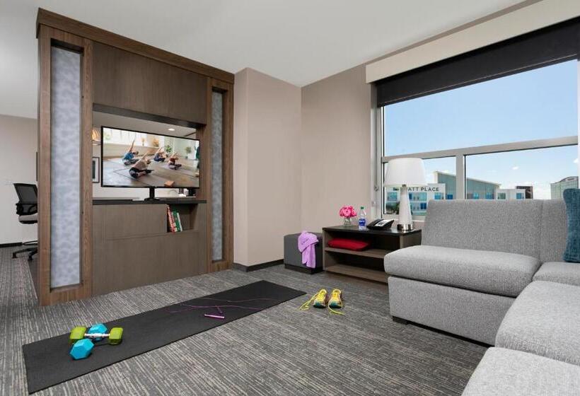 سوئیت با چشم‌انداز, Hyatt House San Juan