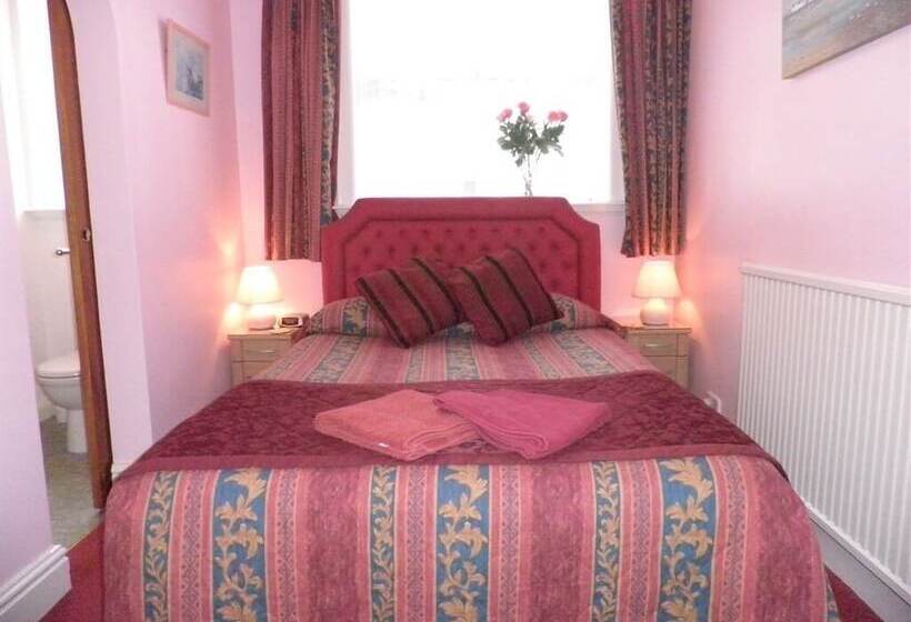 اتاق استاندارد, Midway Guest House