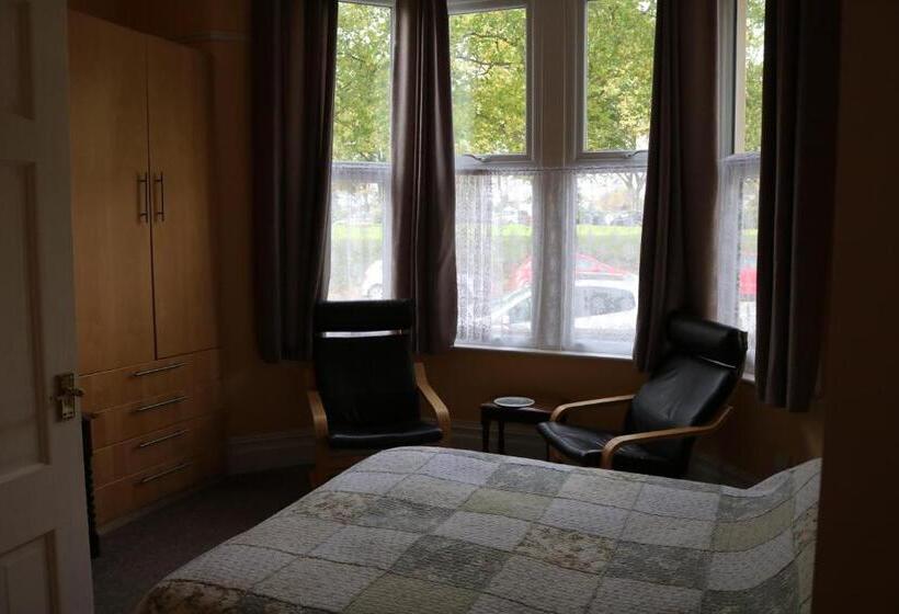 Quarto Estandar, Norfolk Guest House