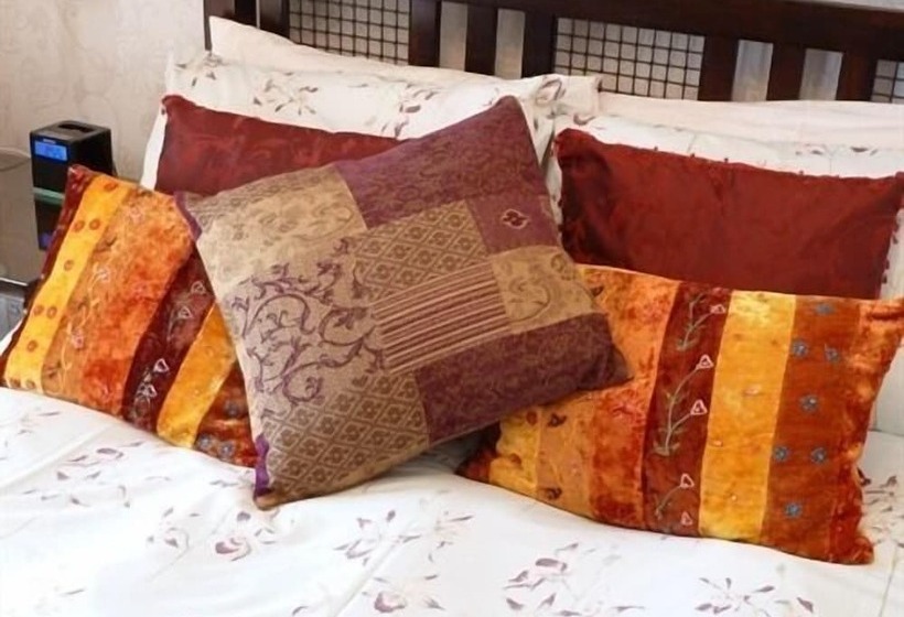 Quarto Deluxe, North Crest