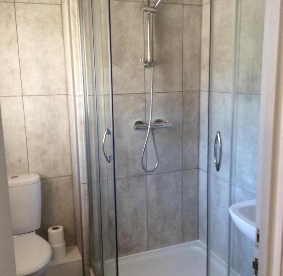 Апартаменты 2 Спальни, Smithaleigh Farm Rooms And Apartments