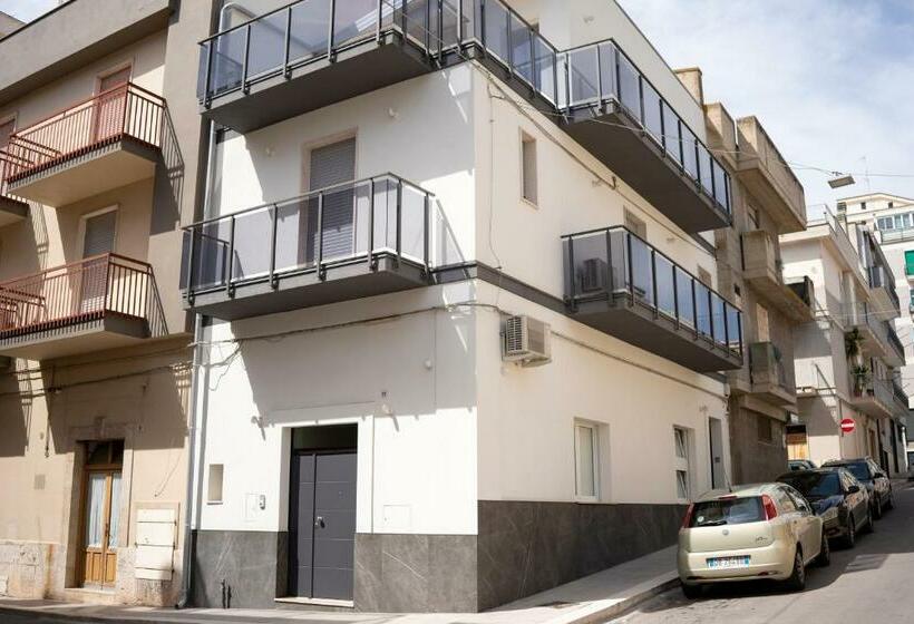 חדר דלוקס עם מרפסת, Blanco   Magnificent B&b Altamura