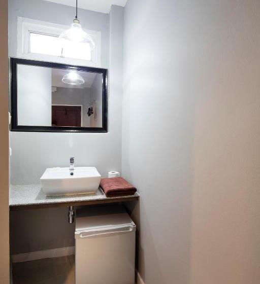 Quarto Estandar Individual, At Hua Lamphong