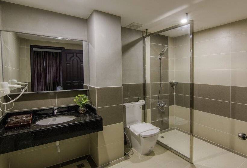 Deluxe Room, Paradise