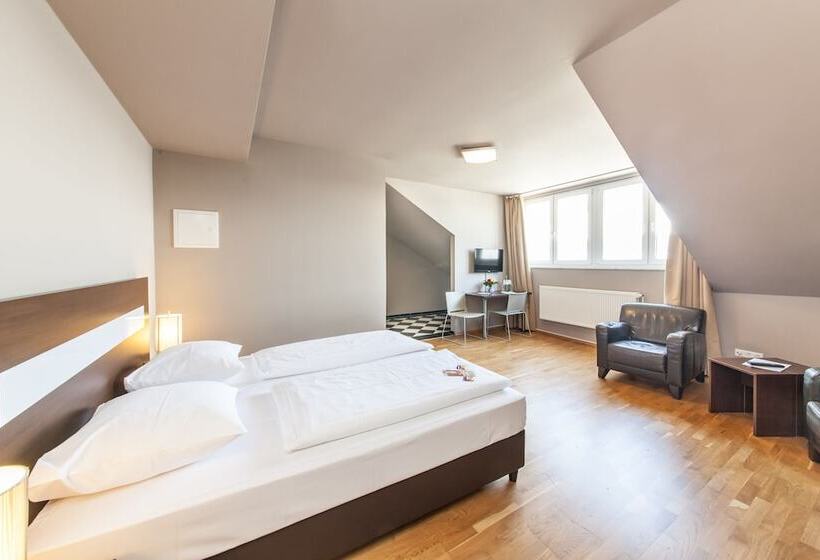 Номер Комфорт, Munique Frankfurt City