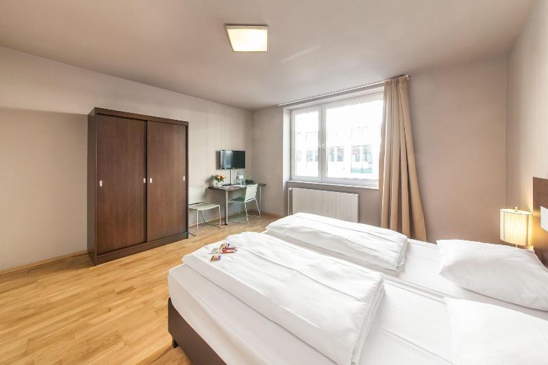 Номер Стандарт, Munique Frankfurt City