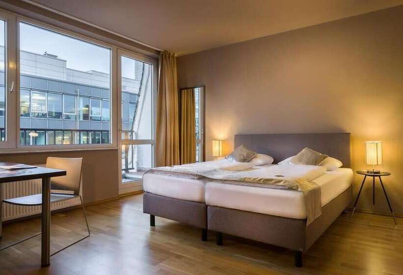 Номер Комфорт, Munique Frankfurt City
