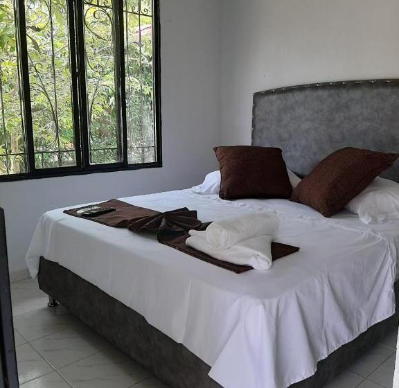 디럭스 룸, Cabañas Llano Lindo Apiay