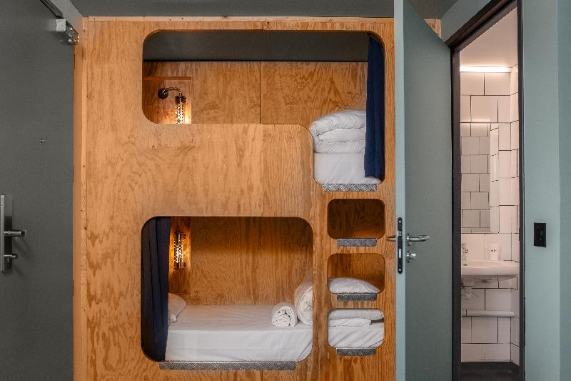 Семейный Номер, Eklo Paris Roissy Cdg Airport