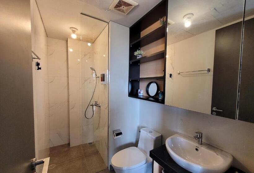 سوئیت با بالکن, Palam Mansion At Apartment One Residence