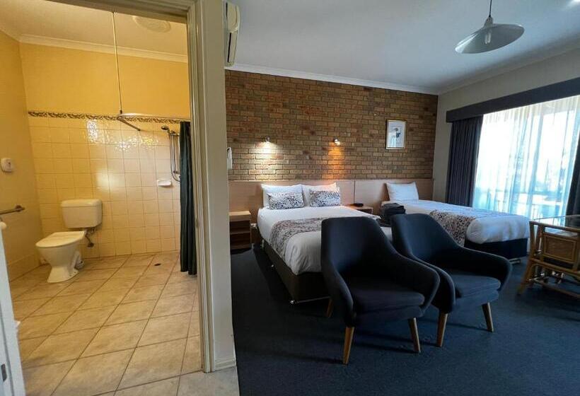 Номер Стандарт, Riverpark Motel
