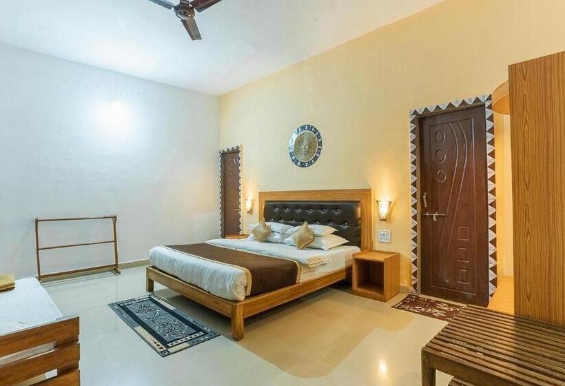 Люкс Deluxe Кровать Кинг, Jungle King Resort