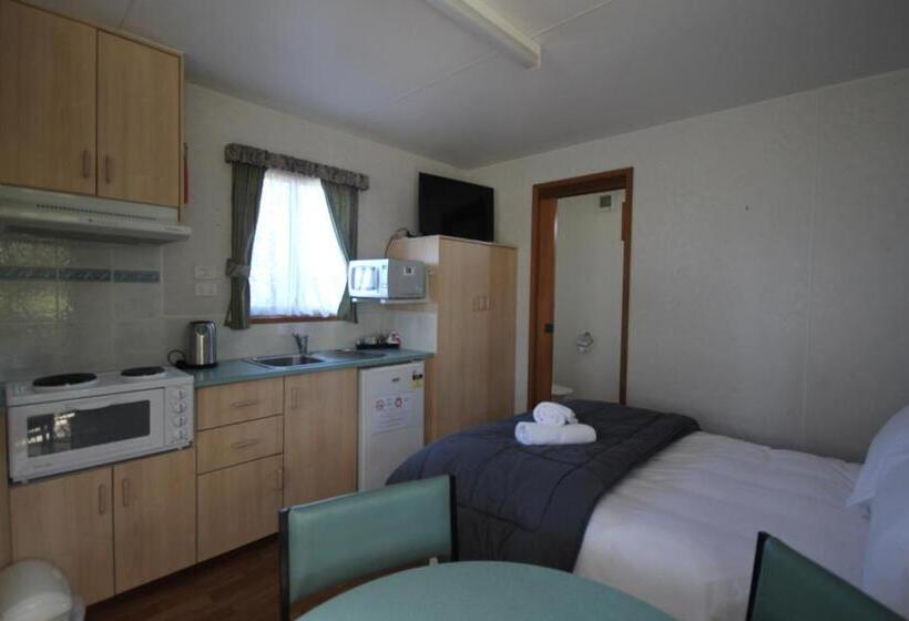 استودیوی استاندارد, Phillip Island Park Lane Holiday Park