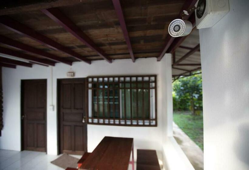 침실 3개 주택, Hora Home