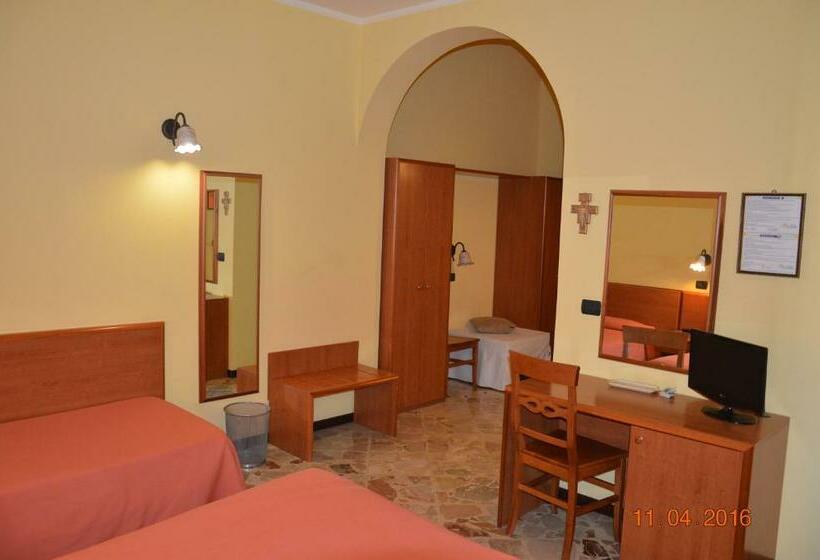 Номер Стандарт Вид на Море, Mare E Sole Villa Urso