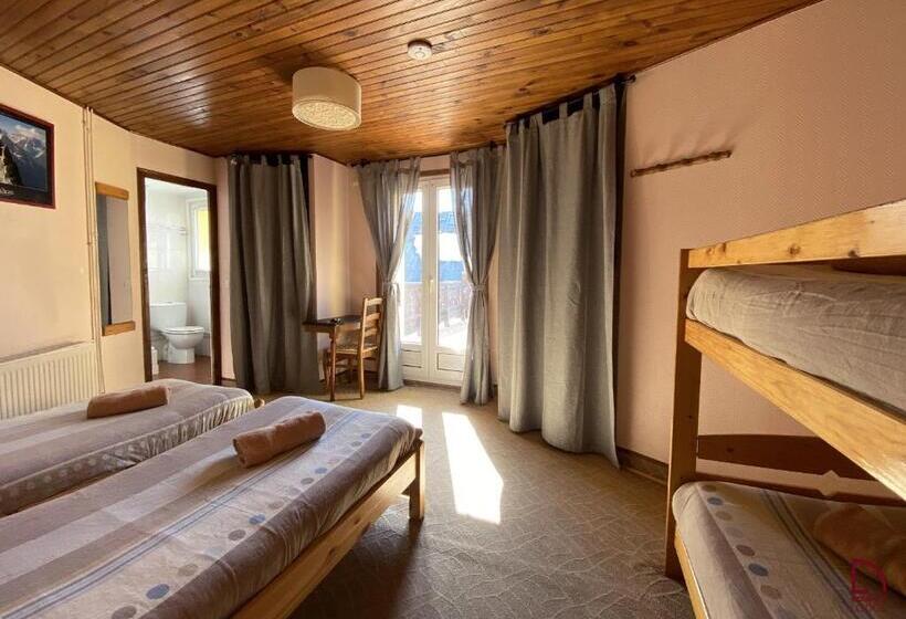 اتاق استاندارد چهار تخته, Doume S Lodge