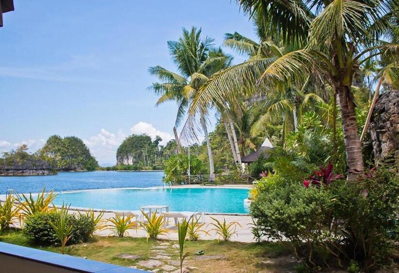 Четырехместный Номер Superior, Caluwayan Palm Island Resort & Restaurant