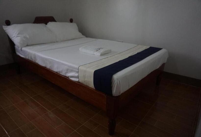 اتاق خانوادگی با چشم‌انداز کوه, Lugano Bed And Breakfast