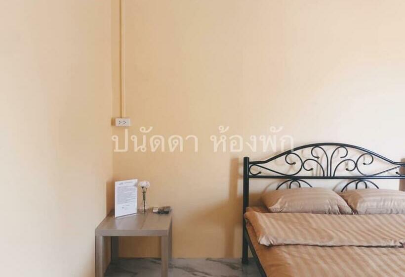 اتاق استاندارد با تخت بزرگ, ปนัดดา ห้องพัก