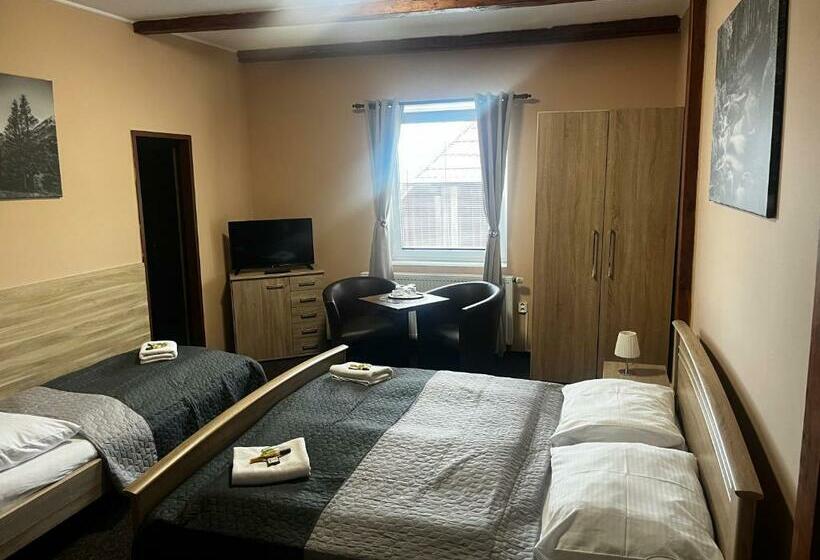 Трехместный Номер Классика, Laguna Hotel & Restaurant