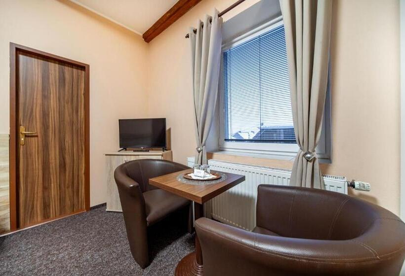 Трехместный Номер Классика, Laguna Hotel & Restaurant
