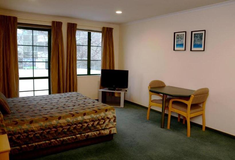 스탠다드 스튜디오 킹침대, Greenlane Manor Motel