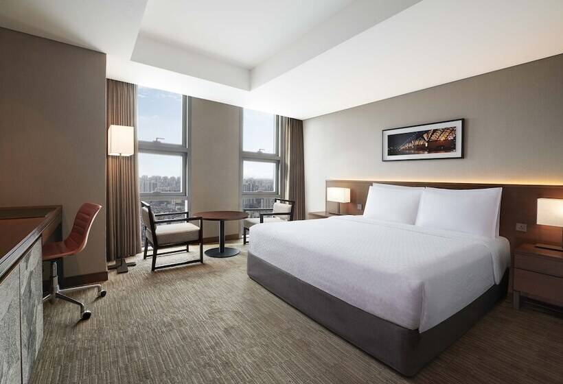 Номер Deluxe, Four Points By Sheraton Josun, Seoul Station