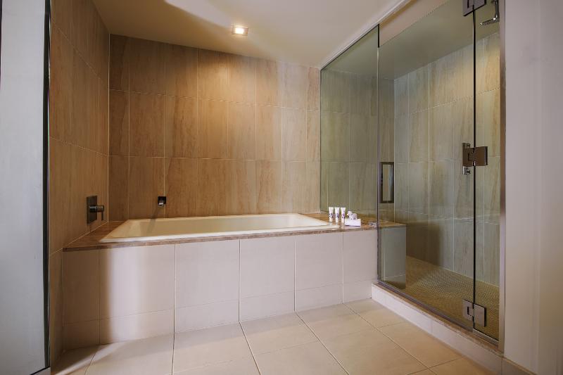 Номер Deluxe, Four Points By Sheraton Josun, Seoul Station