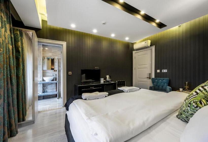 Executive Triple, Golden Gate Hotel Topkapı