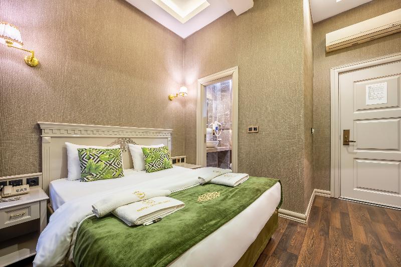 Standard Room, Golden Gate Hotel Topkapı