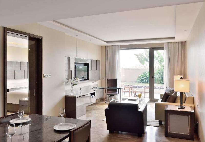 Люкс Повышенной Комфортности, Jw Marriott Mumbai Sahar Airport