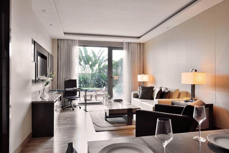 Люкс Повышенной Комфортности, Jw Marriott Mumbai Sahar Airport